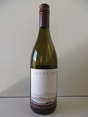 CLOUDY BAY Pinot Noir 2012