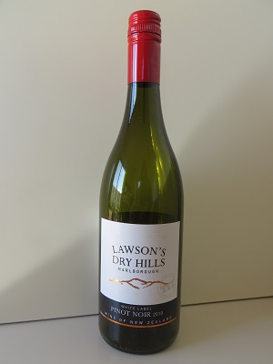 LAWSON’S DRY HILLS Pinot Noir 2010
